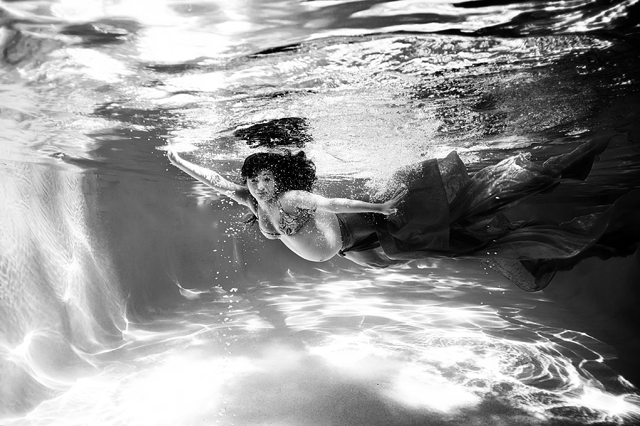 Underwater Maternity Photos
