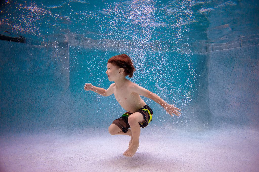 Kid's Underwater Photography Captured Simplicity Child & Family