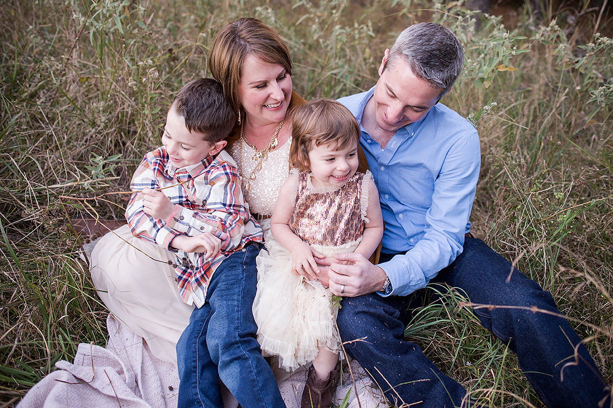Now Booking Family & Child Photography Holiday Sessions
